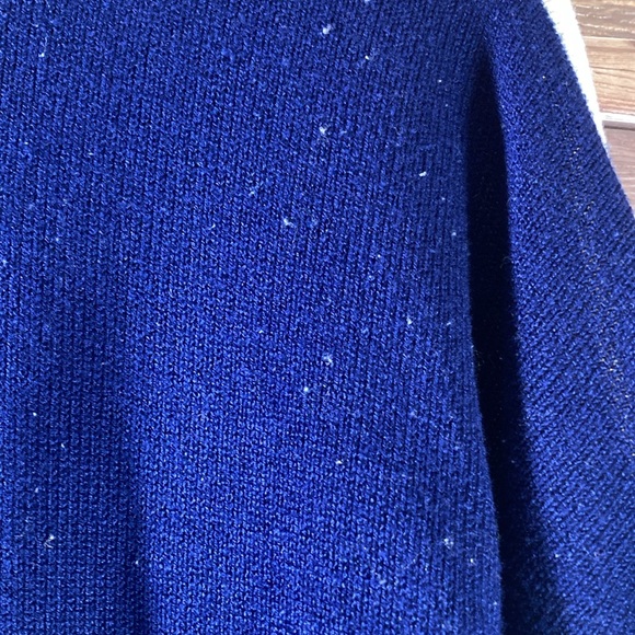 Vintage 80’s Women’s Abstract Vivanti 3/4 Sleeve Sweater Blue white & Red - Picture 3 of 8